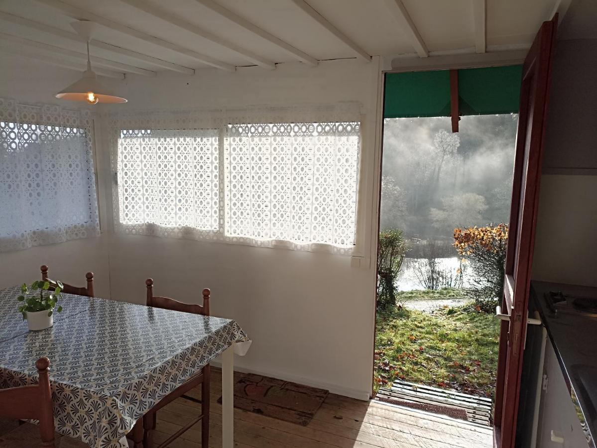 Les Cabanes De L'Ile Aux Oiseaux Guern Bagian luar foto